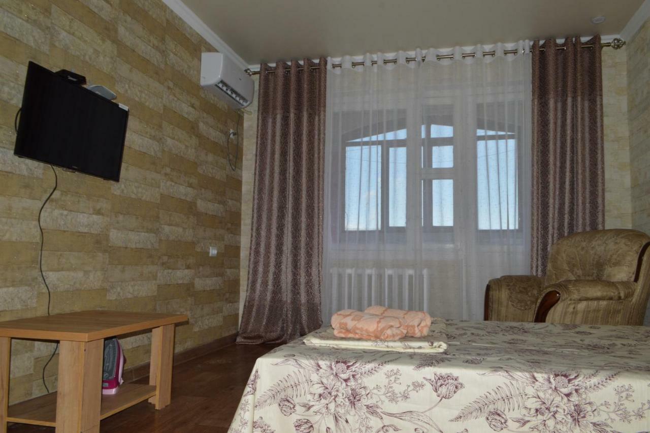 Apartment On Isanov Street, 8 Бишкек Екстериор снимка